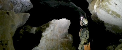 smattering cave in nootka sound